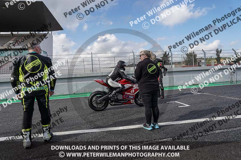 motorbikes;no limits;peter wileman photography;portimao;portugal;trackday digital images